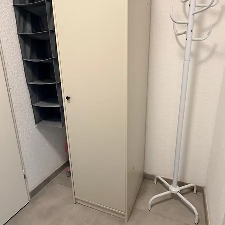Apartment Mit Küche Und Balkon